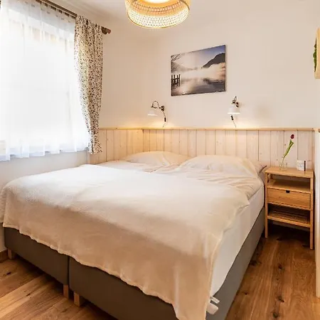 Tonis Apartman *